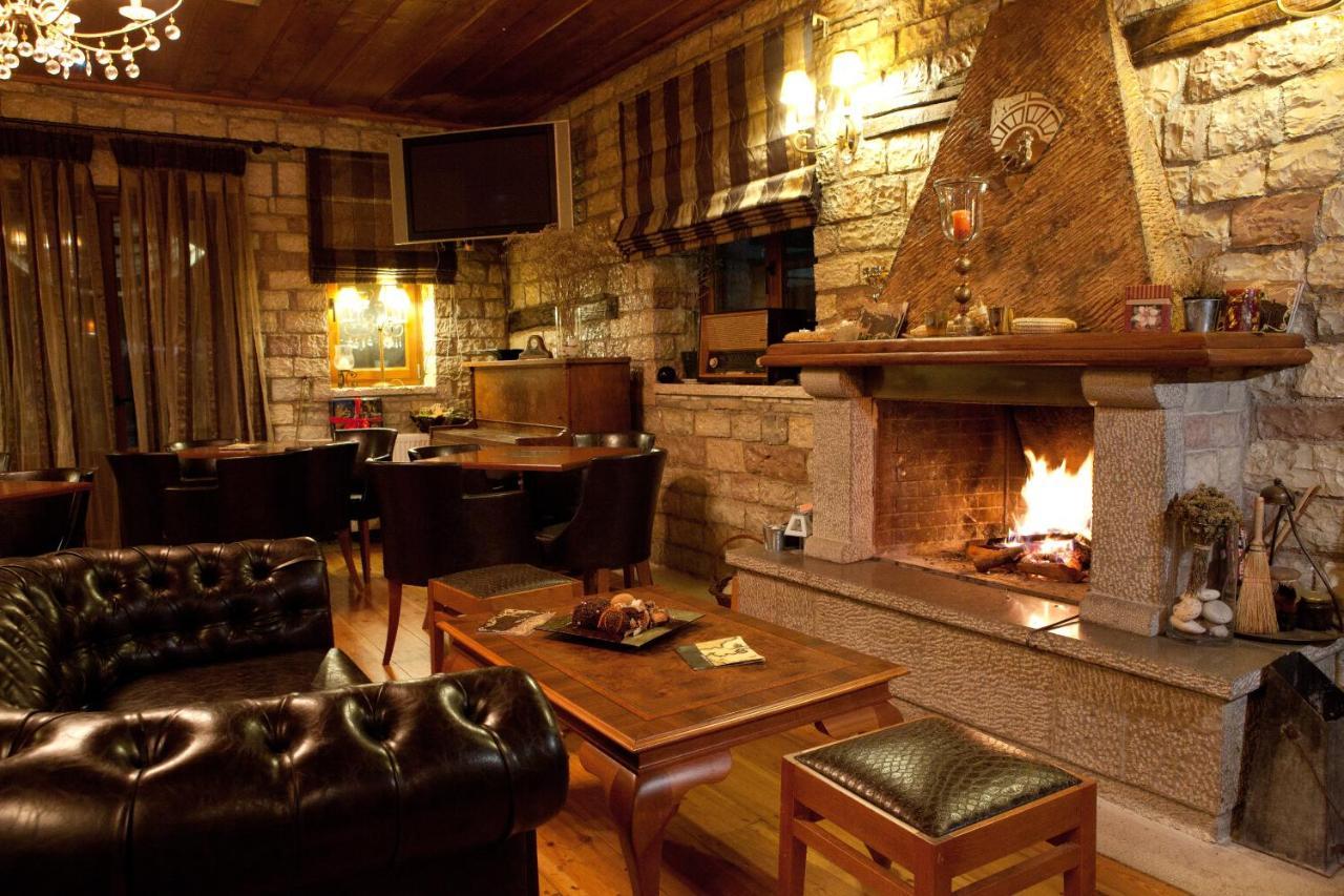 Nisista Lodge Mountain View Rodavgi Exteriör bild